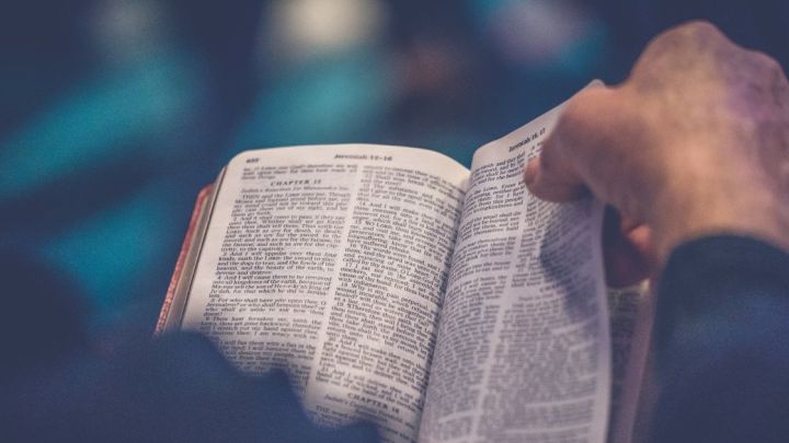 Ler a Biblia - O perigo de não ler e estudar a bíblia