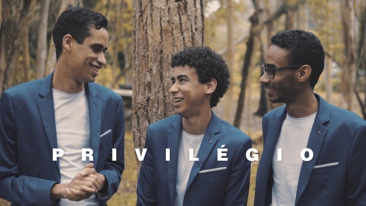 privilegio three voices.jpg